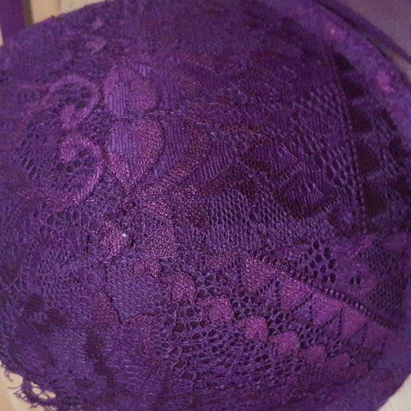 La Senza Pair of 6 32D bras in assorted colors - Picture 2 of 6